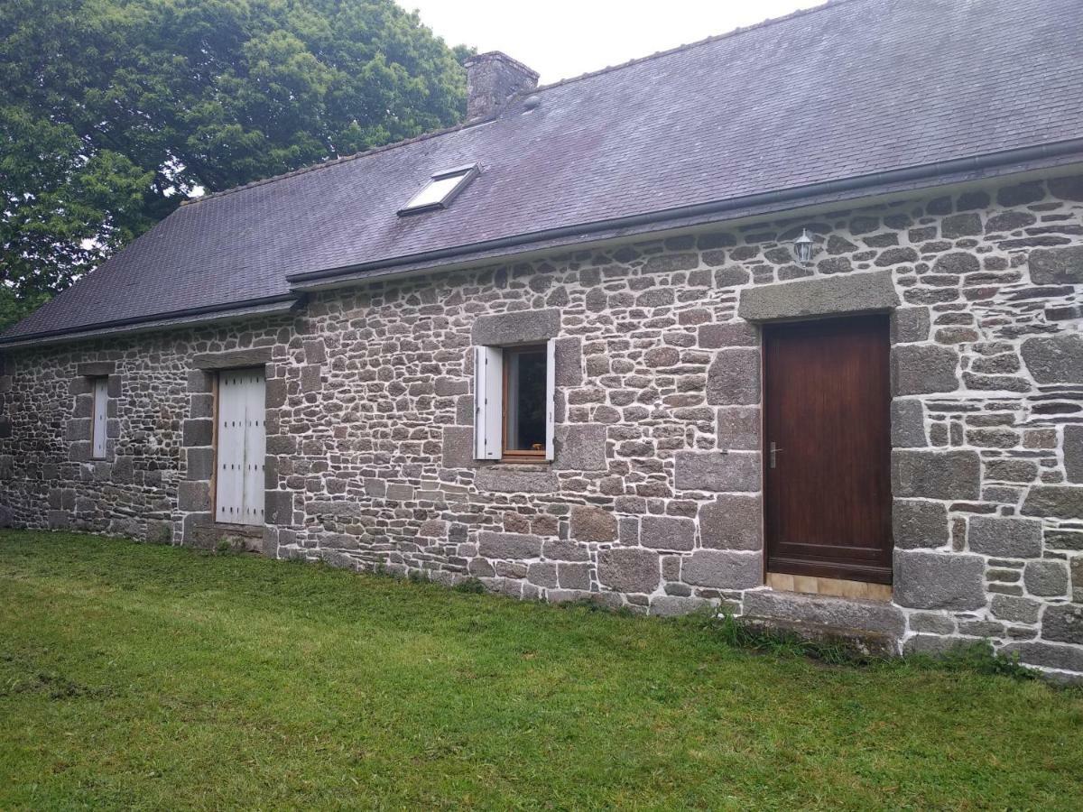 Le Botcol Villa Plouguernevel Luaran gambar
