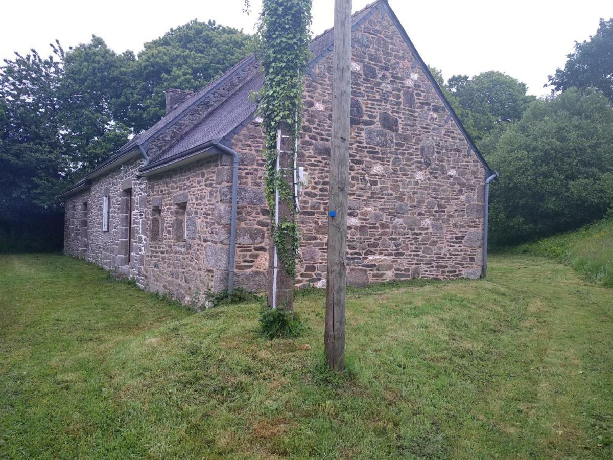 Le Botcol Villa Plouguernevel Luaran gambar