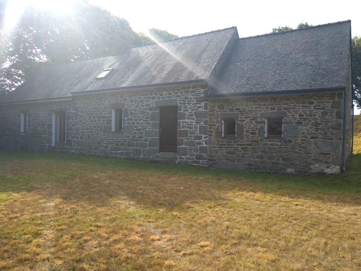 Le Botcol Villa Plouguernevel Luaran gambar