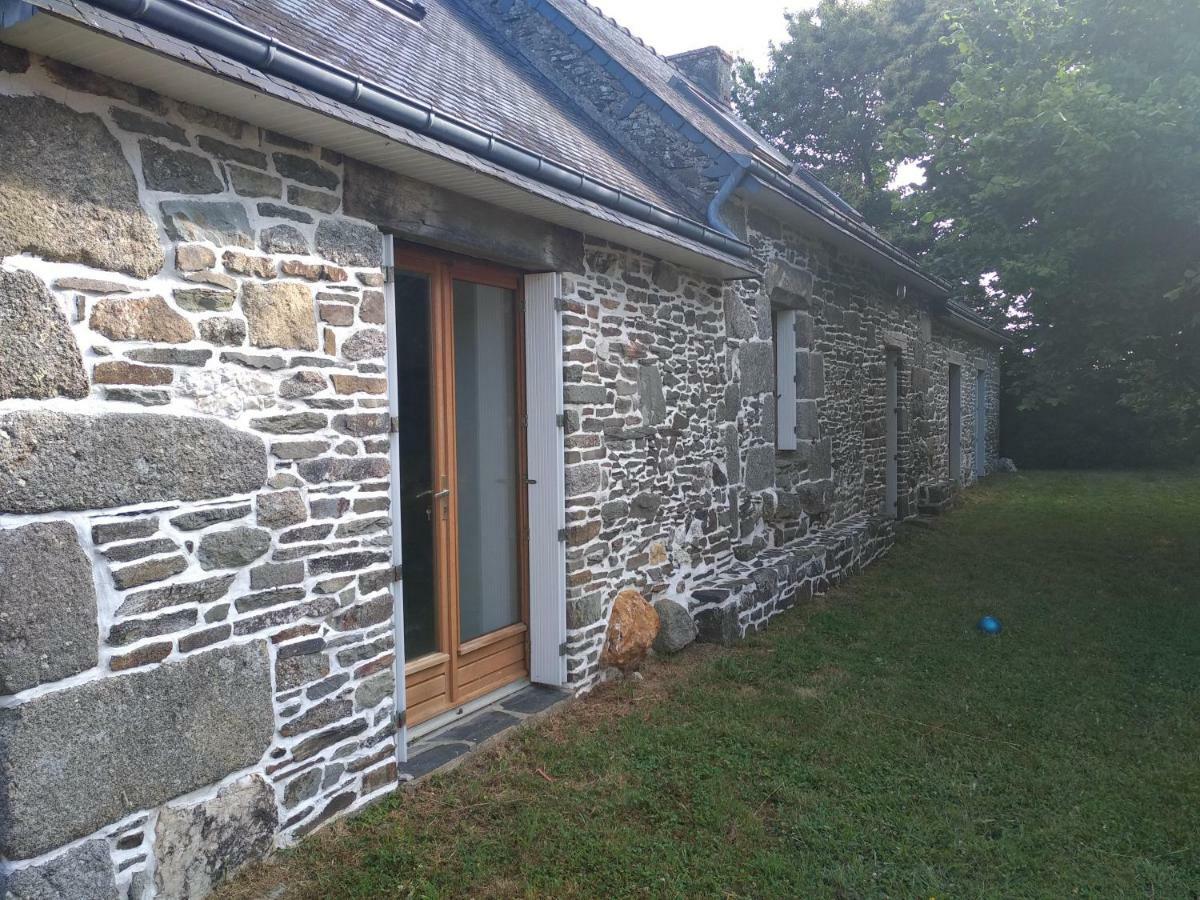 Le Botcol Villa Plouguernevel Luaran gambar