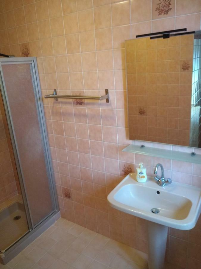 Le Botcol Villa Plouguernevel Luaran gambar